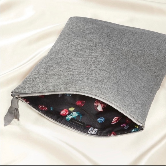 Stella &Dot Madison Clutch - Picture 2 of 6